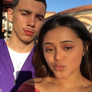 Meet your Posher, Iliana